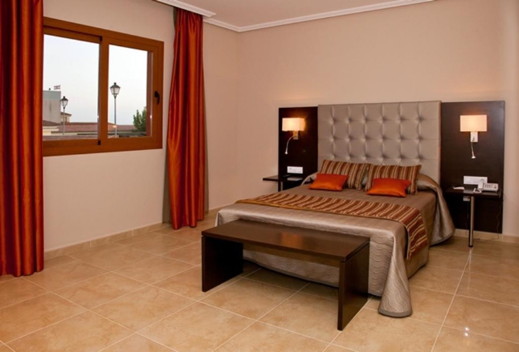 Hotel Rural Quinto Cecilio Медельин Номер фото