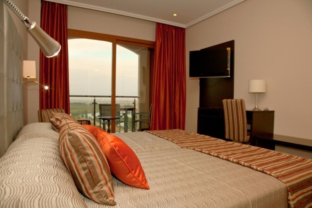Hotel Rural Quinto Cecilio Медельин Номер фото