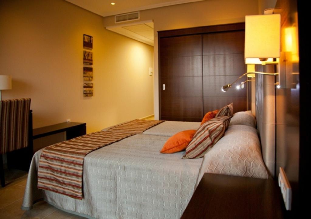 Hotel Rural Quinto Cecilio Медельин Номер фото